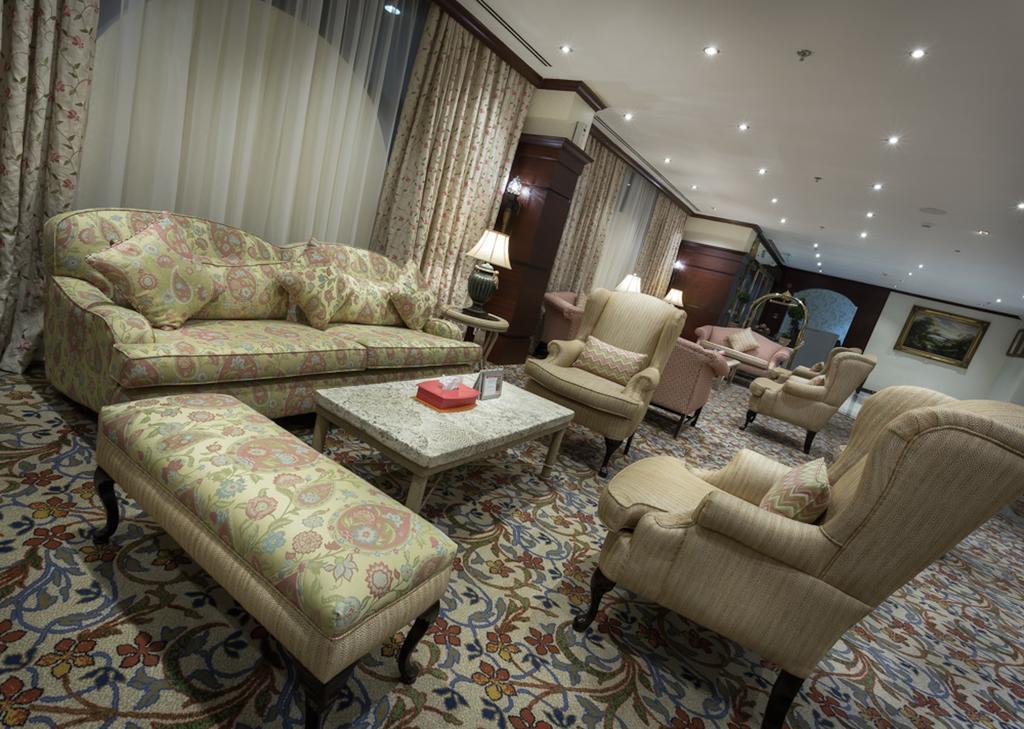 Hawthorn Suites By Wyndham Al-Chubar Zewnętrze zdjęcie