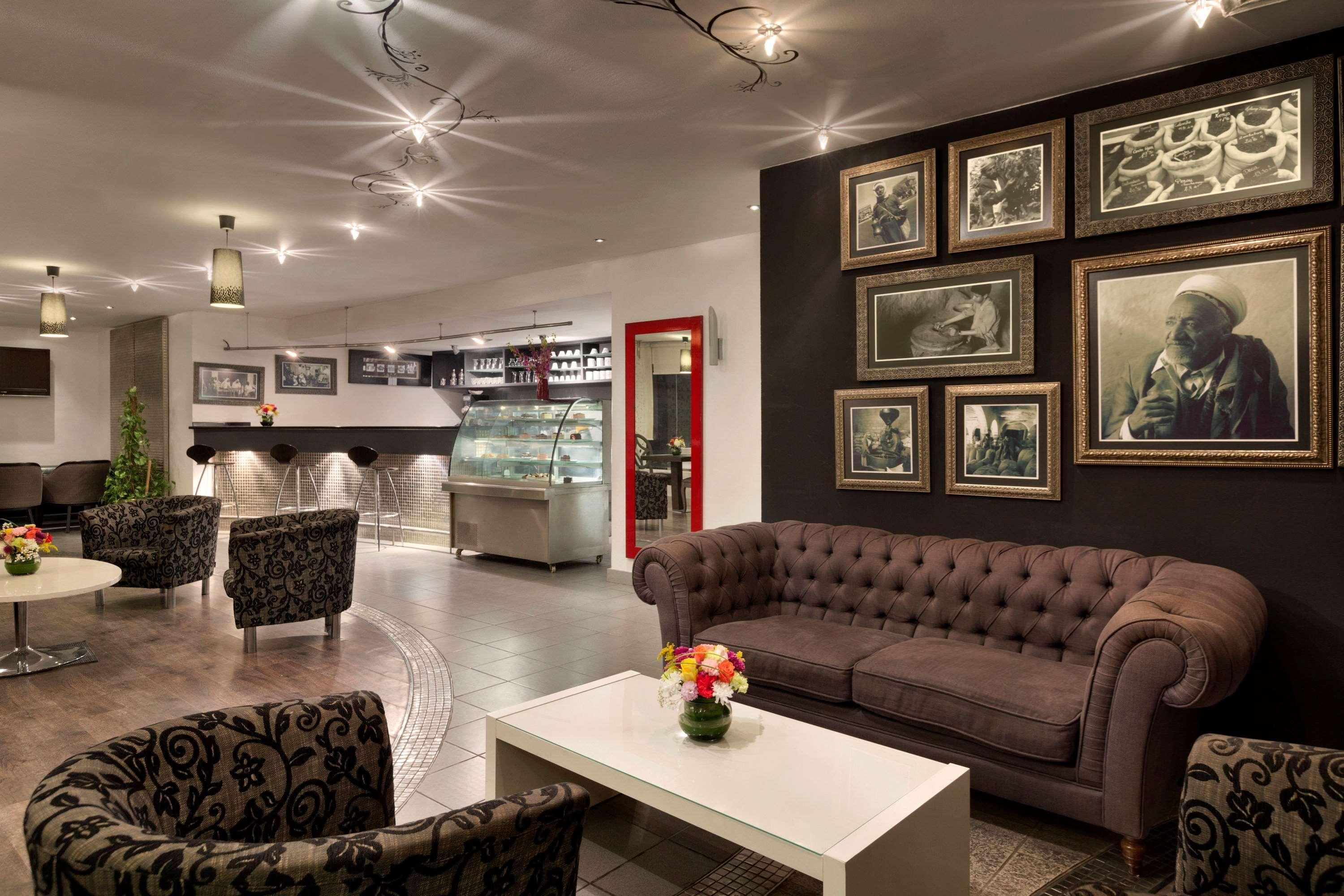 Hawthorn Suites By Wyndham Al-Chubar Zewnętrze zdjęcie
